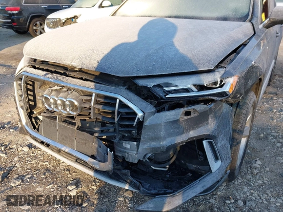 2020 Audi Q7 Premium with VIN WA1AJAF74LD009951, listed as a IAAI auction lot 41418433 with 58,291 mi miles. Bid and sale history available at carsss.com. Image 6.