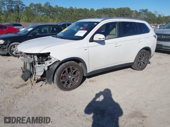2015 Mitsubishi Outlander GT with VIN JA4JZ4AX4FZ013037, listed as a IAAI auction lot 41683425 with 172,700 mi miles and . Bid and sale history available at DreamBid. Image 2.