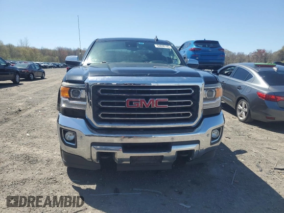 2015 GMC Sierra 2500HD SLT with VIN 1GT12ZEG2FF600811, listed as a Copart auction lot 53830145 with 199,017 mi miles and Clean title. Bid and sale history available at DreamBid. Image 5.
