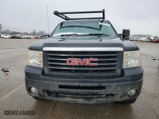 2013 GMC Sierra 1500 SLT with VIN 3GTP2WE76DG301097, listed as a Copart auction lot 42547415 with 240,595 mi miles and Salvage Title. Bid and sale history available at carsss.com. Image 5.