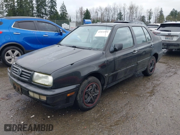 1997 Volkswagen Jetta с VIN 3VWRA81H2VM066641, выставлен на аукционе IAAI как лот 41824550 с пробегом 255 075 миль миль и . История ставок и продаж доступна на DreamBid. Изображение 2.