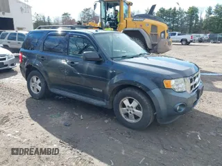 2008 Ford Escape XLT with VIN 1FMCU931X8KA86343, listed as a IAAI auction lot 42036419 with 146,836 mi miles. Bid and sale history available at carsss.com. Image 1.