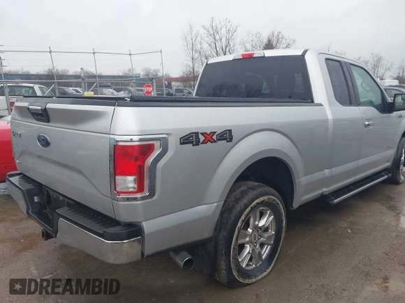 2016 Ford F-150 XLT with VIN 1FTEX1EP7GFA52018, listed as a IAAI auction lot 41989955 with 121,867 mi miles. Bid and sale history available at carsss.com. Image 4.