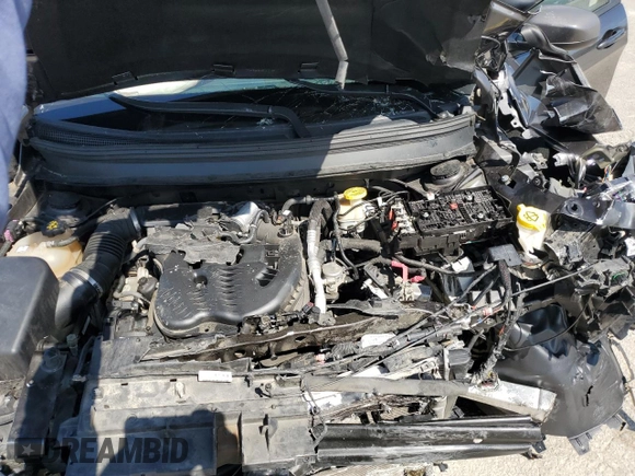 2017 Jeep Cherokee Trailhawk with VIN 1C4PJMBSXHW600230, listed as a Copart auction lot 55606665 with Not provided miles and Salvage title. Bid and sale history available at DreamBid. Image 12.