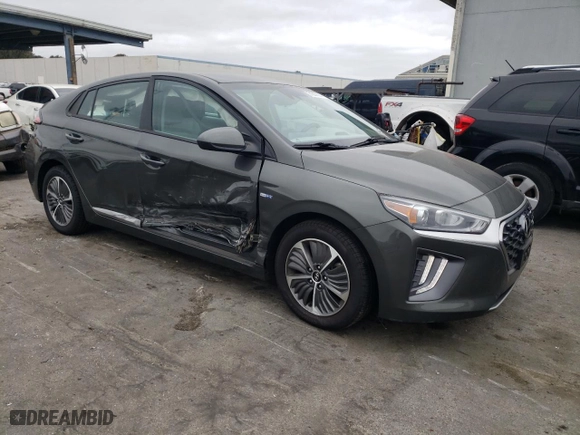2020 Hyundai Ioniq Plug-In Hybrid SE with VIN KMHC65LD8LU219367, listed as a Copart auction lot 71644894 with 32,860 mi miles and Salvage Title. Bid and sale history available at carsss.com. Image 4.