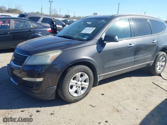 2014 Chevrolet Traverse LS with VIN 1GNKRFKD0EJ258058, listed as a IAAI auction lot 41725120 with 147,588 mi miles. Bid and sale history available at carsss.com. Image 2.
