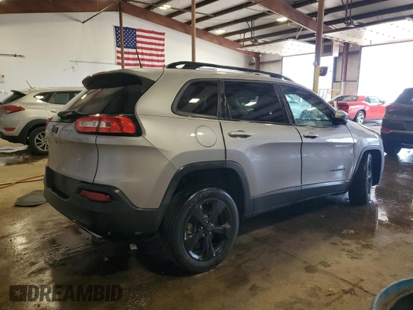 2018 Jeep Cherokee Latitude with VIN 1C4PJLCX4JD523943, listed as a Copart auction lot 63207675 with Not provided miles and Salvage title. Bid and sale history available at DreamBid. Image 3.