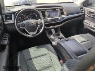 2019 Toyota Highlander LE with VIN 5TDBZRFH4KS730588, listed as a Copart auction lot 52164015 with 59,467 mi miles and Salvage Title. Bid and sale history available at carsss.com. Image 8.