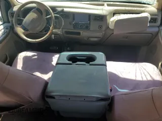 2000 Ford F-250 XL с VIN 1FTNW21F7YEB23621, выставлен на аукционе Copart как лот 58291985 с пробегом 206 808 миль миль и Списание • Salvage title. История ставок и продаж доступна на DreamBid. Изображение 8.