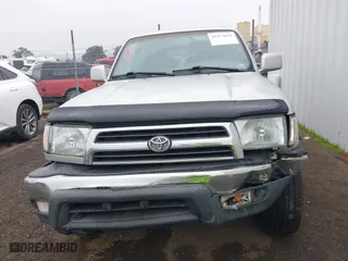 1999 Toyota 4Runner SR5 with VIN JT3HN86RXX0232435, listed as a IAAI auction lot 41473618 with 267,054 mi miles. Bid and sale history available at carsss.com. Image 13.