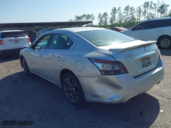 2012 Nissan Maxima 3.5 S with VIN 1N4AA5AP2CC821460, listed as a IAAI auction lot 41941608 with 137,378 mi miles. Bid and sale history available at carsss.com. Image 3.
