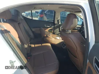 2018 Acura TLX Technology z VIN 19UUB2F56JA010636, wystawiony jako Copart lot #49726815 z przebiegiem Nie podano mil oraz Szkoda całkowita • Salvage title. Historia ofert i sprzedaży dostępna na DreamBid. Obrazek 10.