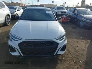 2024 Audi S3 Prestige z VIN WAUJ3DGY8RA070820, wystawiony jako IAAI lot #41106634 z przebiegiem 6358 mil mil oraz . Historia ofert i sprzedaży dostępna na DreamBid. Obrazek 12.