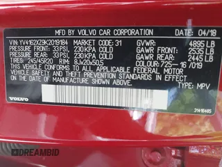 2019 Volvo XC40 Momentum with VIN YV4162XZ9K2019184, listed as a IAAI auction lot 41839804 with 56,675 mi miles. Bid and sale history available at carsss.com. Image 9.