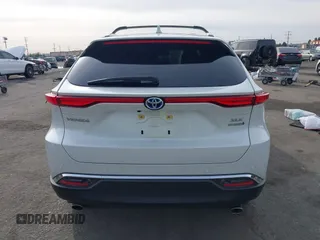 2022 Toyota Venza LE with VIN JTEAAAAH7NJ100573, listed as a IAAI auction lot 41056474 with 29,748 mi miles and . Bid and sale history available at DreamBid. Image 17.