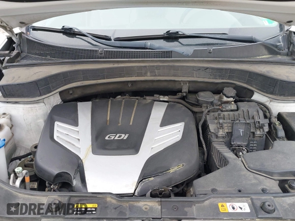 2015 Kia Sorento LX with VIN 5XYKT4A73FG593195, listed as a IAAI auction lot 42088661 with 202,650 mi miles. Bid and sale history available at carsss.com. Image 10.