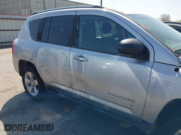 2012 Jeep Compass Sport with VIN 1C4NJCBAXCD503526, listed as a IAAI auction lot 41789658 with 176,698 mi miles. Bid and sale history available at carsss.com. Image 6.