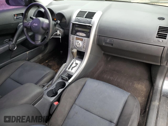 2007 Scion tC Spec z VIN JTKDE167570179636, wystawiony jako Copart lot #51235535 z przebiegiem 184 645 mil mil oraz Szkoda całkowita • Salvage title. Historia ofert i sprzedaży dostępna na DreamBid. Obrazek 8.