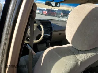 2001 Isuzu Trooper S z VIN JACDJ58X217J01836, wystawiony jako Copart lot #77548874 z przebiegiem Nie podano mil oraz Tytuł czysty. Historia ofert i sprzedaży dostępna na DreamBid. Obrazek 8.