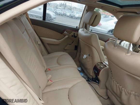 2006 Mercedes-Benz S-Class 3.7L with VIN WDBNF67J36A484169, listed as a IAAI auction lot 42021582 with 138,406 mi miles. Bid and sale history available at carsss.com. Image 8.
