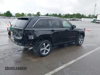 2023 Jeep Grand Cherokee Limited with VIN 1C4RJHBG8PC534059, listed as a IAAI auction lot 42531333 with 27,527 mi miles and . Bid and sale history available at DreamBid. Image 4.