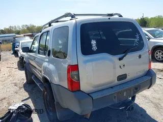 2004 Nissan Xterra XE z VIN 5N1ED28T94C680632, wystawiony jako IAAI lot #41938442 z przebiegiem 193 991 mil mil oraz . Historia ofert i sprzedaży dostępna na DreamBid. Obrazek 3.