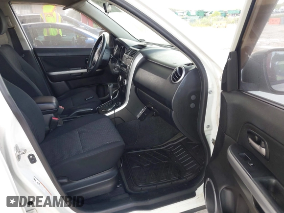 2007 Suzuki Grand Vitara XSport with VIN JS3TD944974200608, listed as a IAAI auction lot 42714438 with 185,822 mi miles and . Bid and sale history available at DreamBid. Image 5.