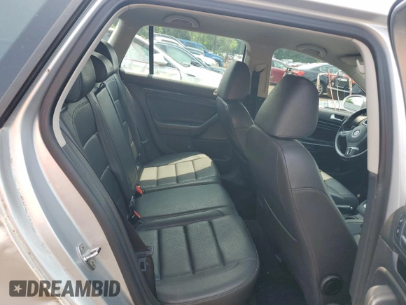 2013 Volkswagen Jetta TDI w/Sunroof with VIN 3VWPL7AJ2DM688010, listed as a Copart auction lot 59947745 with 151,283 mi miles and Salvage title. Bid and sale history available at DreamBid. Image 10.