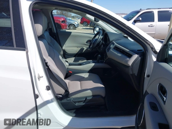 2018 Honda HR-V EX-L Navi with VIN 3CZRU6H7XJM716266, listed as a IAAI auction lot 41978420 with 92,510 mi miles. Bid and sale history available at carsss.com. Image 5.
