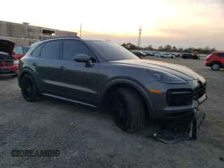 2023 Porsche Cayenne GTS z VIN WP1AG2AY9PDA18420, wystawiony jako Copart lot #81271624 z przebiegiem 19 002 mil mil oraz Szkoda całkowita • Salvage title. Historia ofert i sprzedaży dostępna na DreamBid. Obrazek 4.