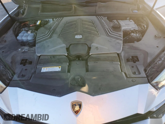2020 Lamborghini Urus z VIN ZPBUA1ZL1LLA06466, wystawiony jako Copart lot #75706274 z przebiegiem 9311 mil mil oraz Tytuł czysty. Historia ofert i sprzedaży dostępna na DreamBid. Obrazek 12.