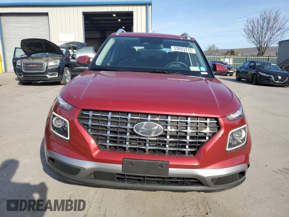 2024 Hyundai Venue Limited with VIN KMHRC8A33RU292833, listed as a Copart auction lot 53693115 with 2,252 mi miles and Salvage Title. Bid and sale history available at DreamBid. Image 5.
