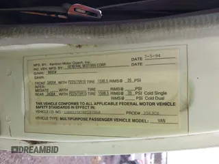 1994 Chevrolet Chevy Van z VIN 1GBEG25K7RF187968, wystawiony jako IAAI lot #41805666 z przebiegiem 224 279 mil mil oraz . Historia ofert i sprzedaży dostępna na DreamBid. Obrazek 9.