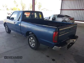 2000 Nissan Frontier XE z VIN 1N6DD26S8YC429291, wystawiony jako IAAI lot #41785826 z przebiegiem 293 324 mil mil oraz . Historia ofert i sprzedaży dostępna na DreamBid. Obrazek 3.