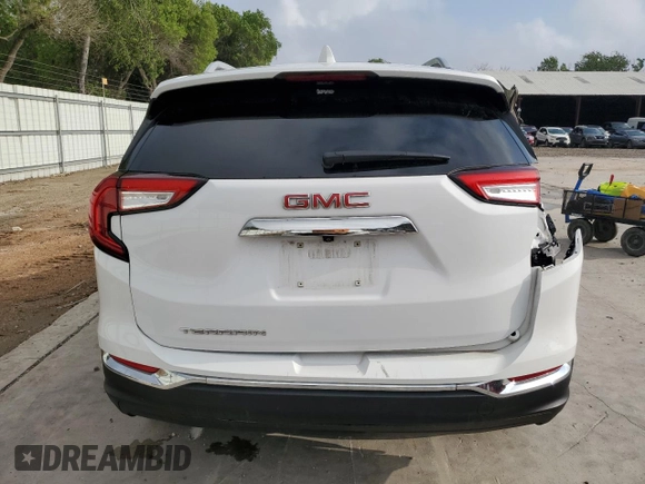 2024 GMC Terrain SLT z VIN 3GKALPEG4RL143807, wystawiony jako Copart lot #54119235 z przebiegiem 29 812 mil mil oraz Szkoda całkowita • Salvage title. Historia ofert i sprzedaży dostępna na DreamBid. Obrazek 6.