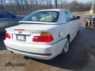2004 BMW 3 Series 325Ci with VIN WBABW33484PL26856, listed as a IAAI auction lot 41711241 with 141,168 mi miles and . Bid and sale history available at carsss.com. Image 4.