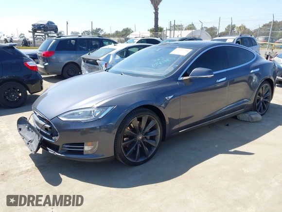 2014 Tesla Model S 60 с VIN 5YJSA1H15EFP65285, выставлен на аукционе IAAI как лот 42297394 с пробегом 178 866 миль миль и . История ставок и продаж доступна на DreamBid. Изображение 17.