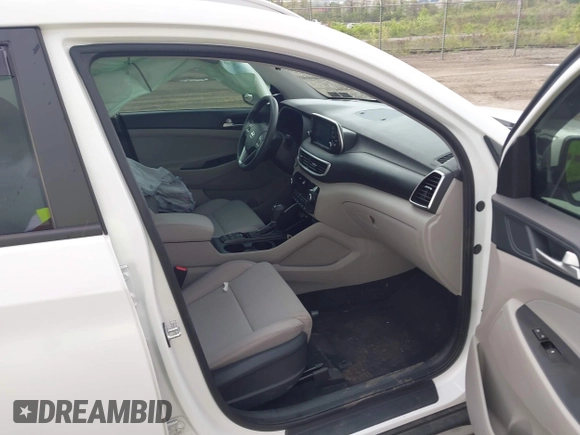 2020 Hyundai Tucson SEL z VIN KM8J3CAL4LU203021, wystawiony jako IAAI lot #42167082 z przebiegiem 49 826 mil mil oraz . Historia ofert i sprzedaży dostępna na DreamBid. Obrazek 5.