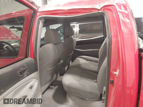 2007 Toyota Tacoma with VIN 5TELU42N37Z457266, listed as a IAAI auction lot 42043772 with 184,594 mi miles and . Bid and sale history available at DreamBid. Image 8.