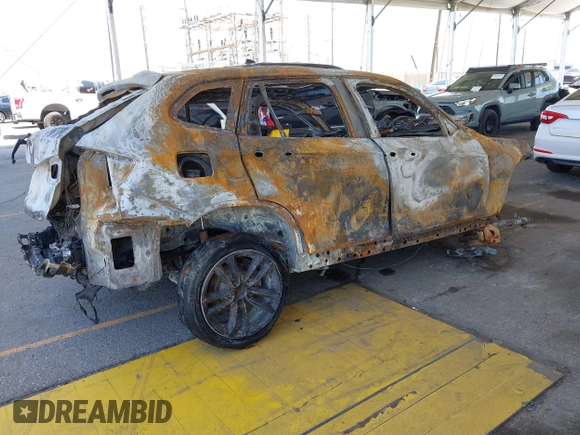 2015 BMW X1 xDrive28i z VIN WBAVL1C56FVY37466, wystawiony jako IAAI lot #42208168 z przebiegiem Nie podano mil oraz . Historia ofert i sprzedaży dostępna na DreamBid. Obrazek 4.