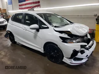 2020 Honda Fit Sport z VIN 3HGGK5H6XLM731441, wystawiony jako Copart lot #42935253 z przebiegiem 20 750 mil mil oraz . Historia ofert i sprzedaży dostępna na DreamBid. Obrazek 4.