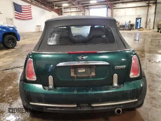 2006 MINI Convertible z VIN WMWRF33596TF64235, wystawiony jako Copart lot #43614735 z przebiegiem 138 541 mil mil oraz Czysty tytuł • Clean title. Historia ofert i sprzedaży dostępna na DreamBid. Obrazek 6.