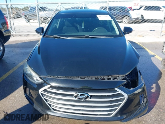 2017 Hyundai Elantra SE z VIN 5NPD84LFXHH140945, wystawiony jako IAAI lot #41755694 z przebiegiem 138 654 mil mil oraz . Historia ofert i sprzedaży dostępna na DreamBid. Obrazek 12.
