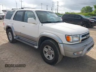 2000 Toyota 4Runner Limited с VIN JT3GN87R1Y0138908, выставлен на аукционе IAAI как лот 42436072 с пробегом 322 501 миль миль и . История ставок и продаж доступна на DreamBid. Изображение 1.