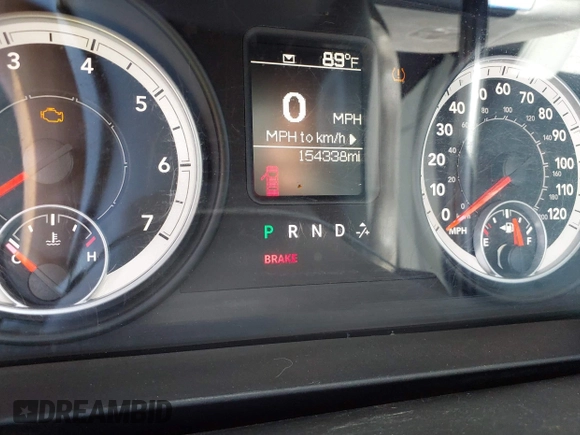 2013 Ram 1500 Express z VIN 1C6RR6KT8DS538406, wystawiony jako IAAI lot #41774359 z przebiegiem 154 338 mil mil oraz . Historia ofert i sprzedaży dostępna na DreamBid. Obrazek 7.