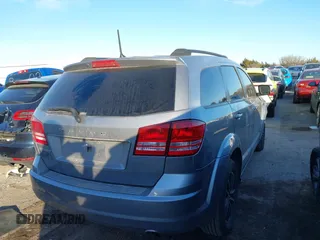 2018 Dodge Journey SE with VIN 3C4PDCAB5JT535737, listed as a IAAI auction lot 41482966 with 97,001 mi miles. Bid and sale history available at carsss.com. Image 4.