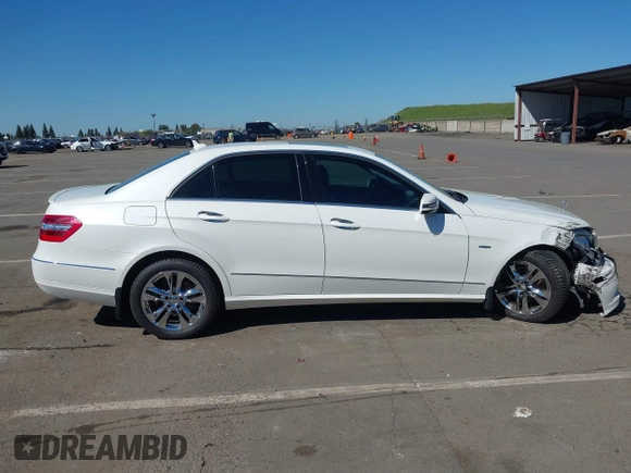 2011 Mercedes-Benz E 350 Luxury z VIN WDDHF2EB6BA505602, wystawiony jako IAAI lot #41859128 z przebiegiem 114 146 mil mil oraz . Historia ofert i sprzedaży dostępna na DreamBid. Obrazek 14.