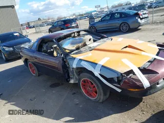 1996 Chevrolet Camaro z VIN 2G1FP22KXT2122957, wystawiony jako IAAI lot #41658855 z przebiegiem Nie podano mil oraz . Historia ofert i sprzedaży dostępna na DreamBid. Obrazek 1.