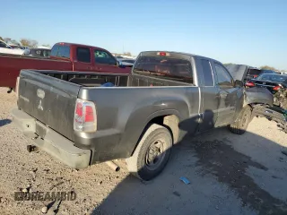 2008 Mitsubishi Raider LS z VIN 1Z7HC22KX8S609878, wystawiony jako Copart lot #85869764 z przebiegiem 163 672 mil mil oraz Szkoda całkowita • Salvage title. Historia ofert i sprzedaży dostępna na DreamBid. Obrazek 3.