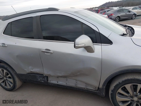 2019 Buick Encore Preferred with VIN KL4CJESB9KB847851, listed as a IAAI auction lot 41378018 with 118,334 mi miles. Bid and sale history available at carsss.com. Image 13.